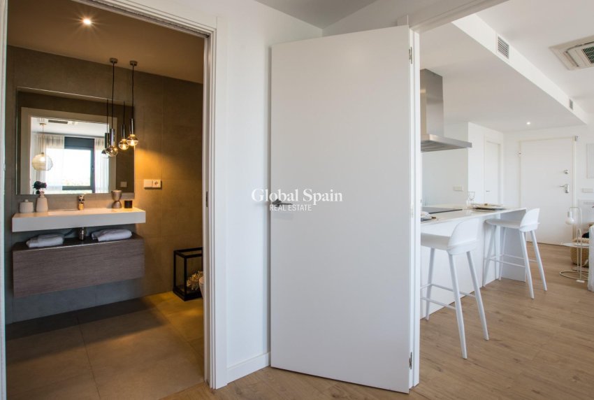 Nouvelle construction - APPARTEMENT -
VILLAJOYOSA - Playa del Torres