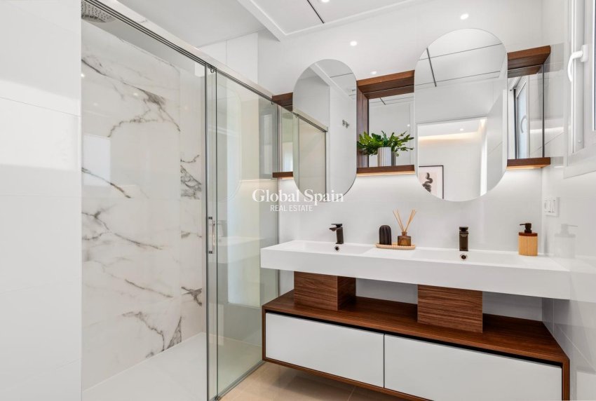 Nouvelle construction - Bungalow au rez-de-chaussée -
ROJALES - Doña Pepa