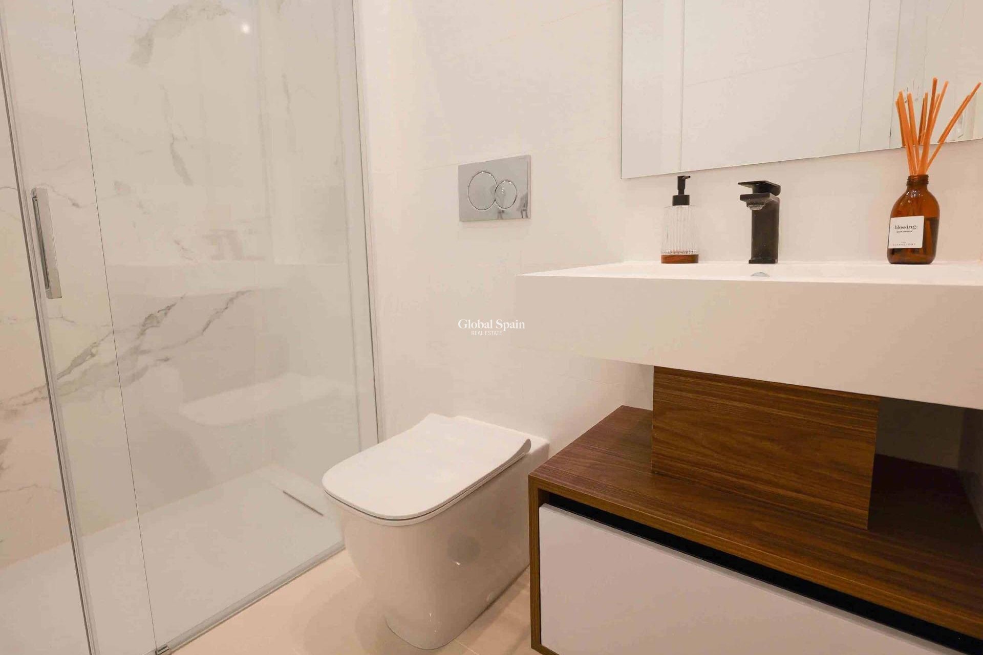 Nouvelle construction - Bungalow au rez-de-chaussée -
ROJALES - Doña Pepa