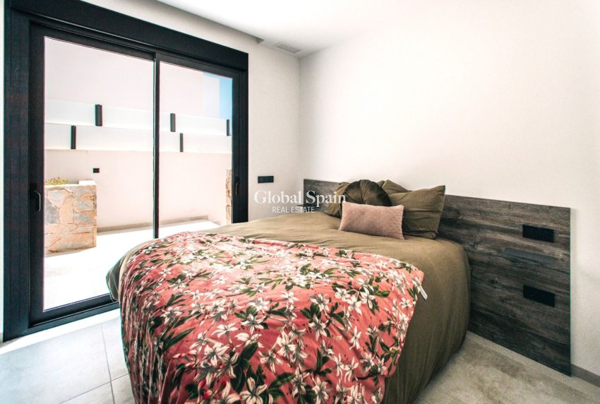 Nouvelle construction - Bungalow au rez-de-chaussée -
ROJALES - La Marquesa Golf