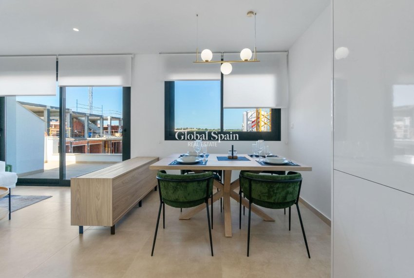 Nouvelle construction - Bungalow au rez-de-chaussée -
TORREVIEJA - LOS BALCONES - LOS ALTOS