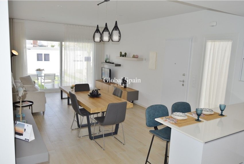 Nouvelle construction - Maison -
Avileses