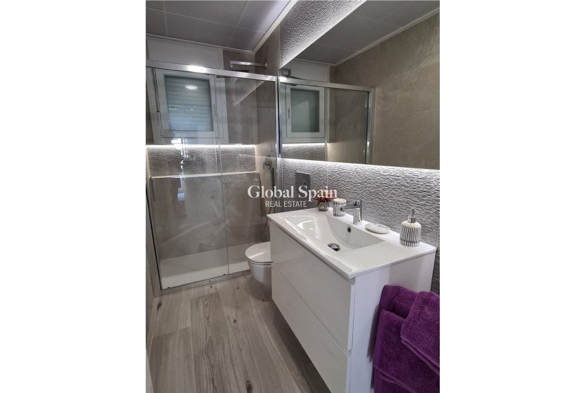 Nouvelle construction - Maison -
Avileses