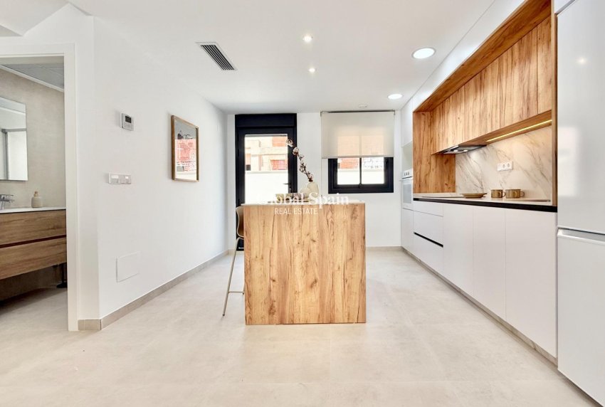 Nouvelle construction - MAISON -
COX - San Fernando