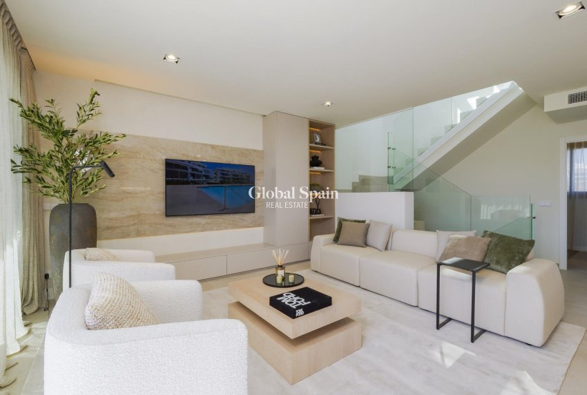 Nouvelle construction - MAISON -
FUENGIROLA - Higueron