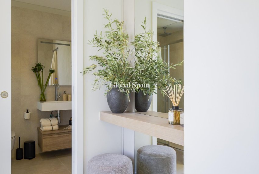 Nouvelle construction - MAISON -
FUENGIROLA - Higueron