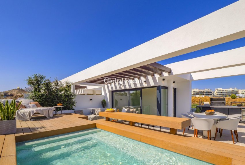 Nouvelle construction - MAISON -
FUENGIROLA - Higueron