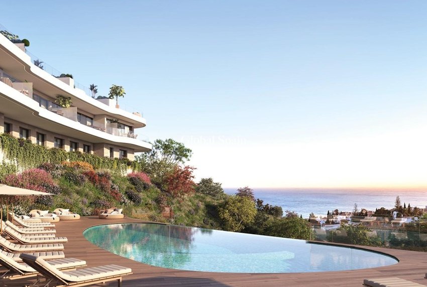 Nouvelle construction - MAISON -
FUENGIROLA - Lomas del Higueron