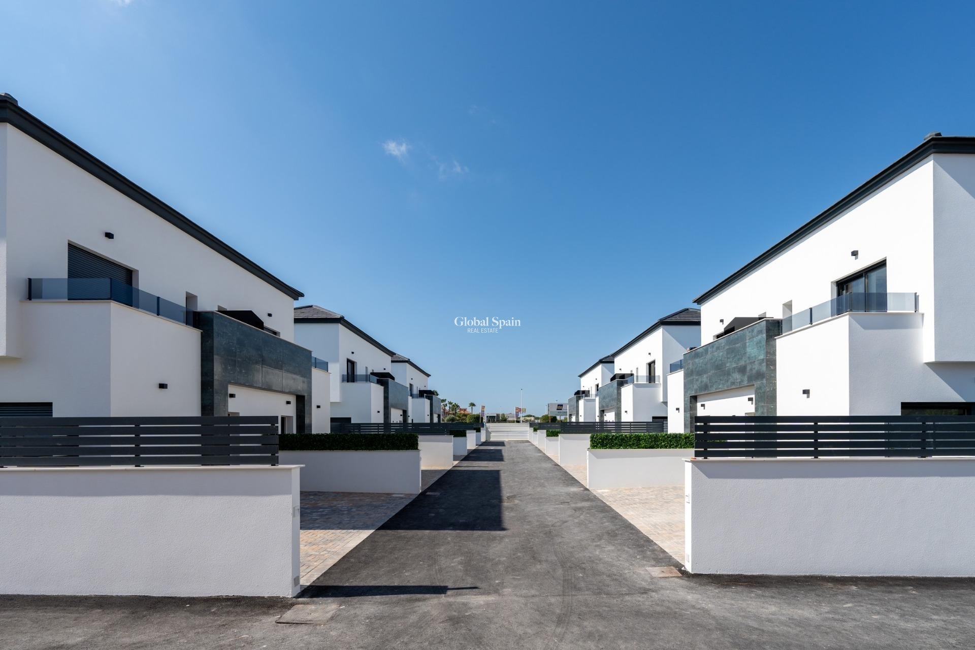 Nouvelle construction - MAISON -
GRAN ALACANT