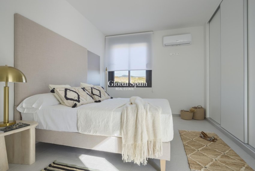 Nouvelle construction - Maison jumelée -
BAÑOS Y MENDIGO - Altaona Golf