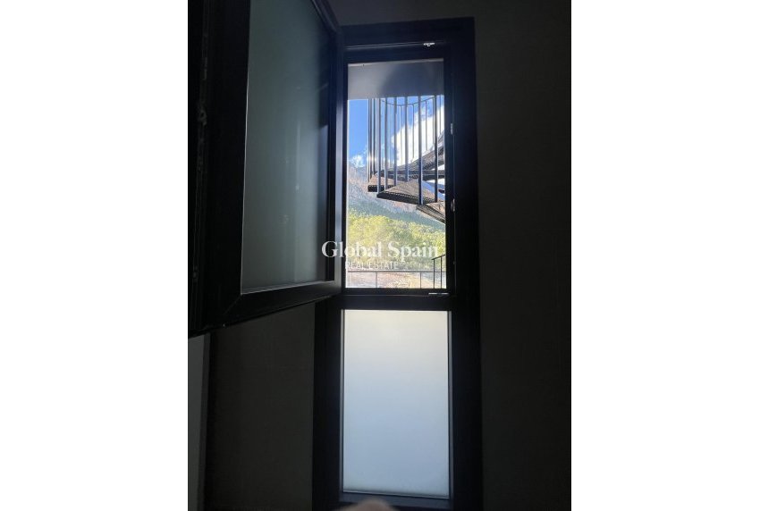 Nouvelle construction - Maison jumelée -
POLOP - PAU1