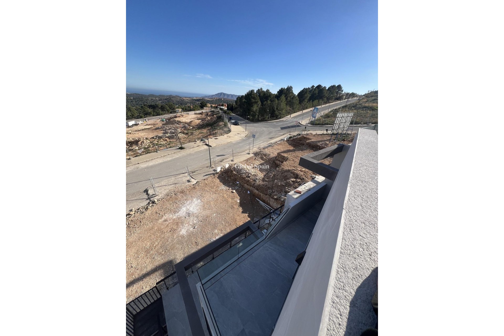 Nouvelle construction - Maison jumelée -
POLOP - PAU1