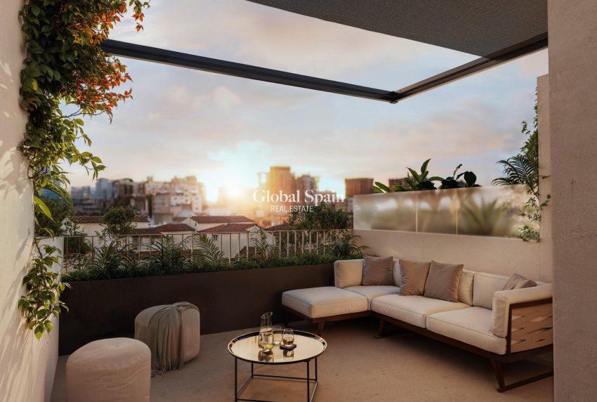 Nouvelle construction - MAISON -
MÁLAGA - Pedregalejo