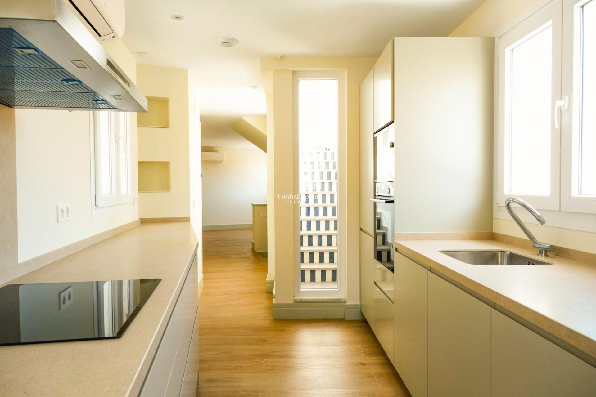 Nouvelle construction - MAISON -
MÁLAGA - Playa de la Malagueta