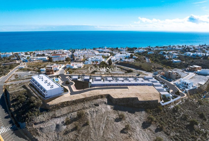 Nouvelle construction - MAISON -
MOJÁCAR - Descargador