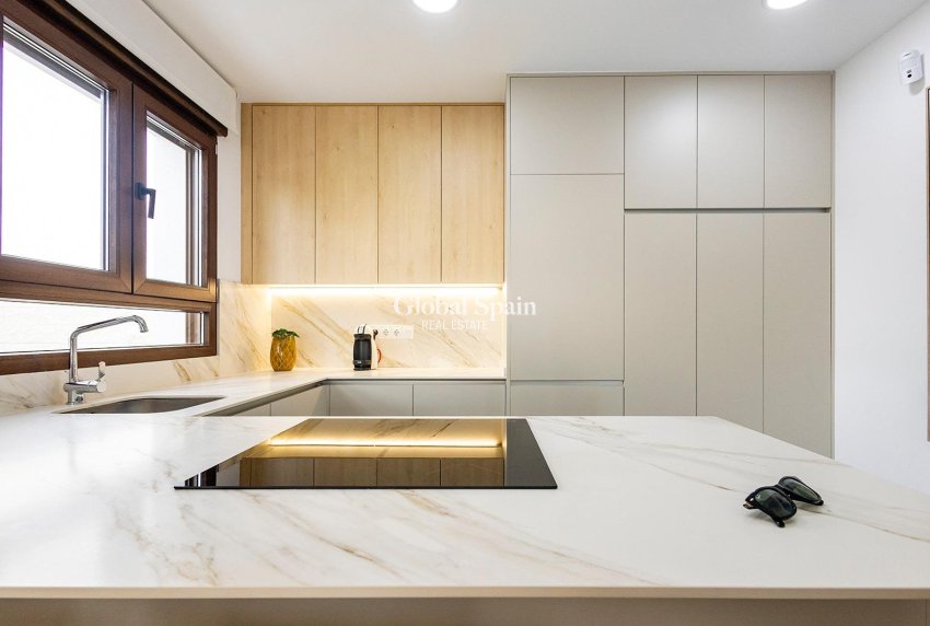 Nouvelle construction - MAISON -
ORIHUELA - Vistabella Golf