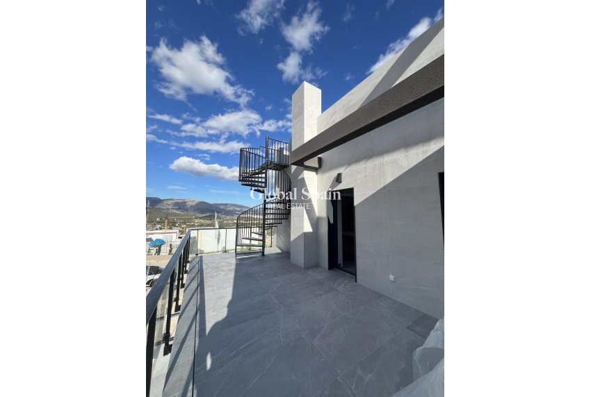 Nouvelle construction - MAISON -
POLOP - PAU1