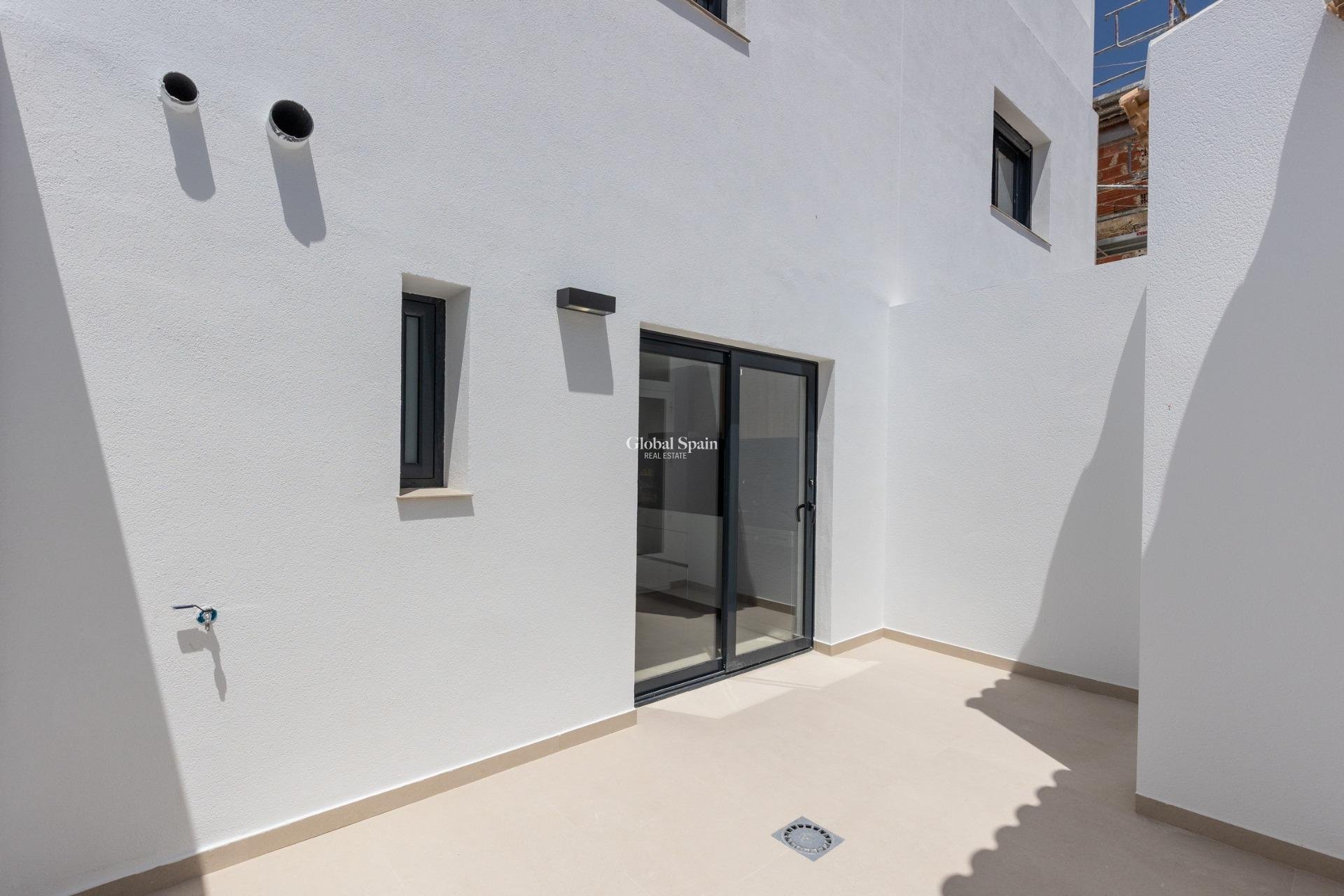 Nouvelle construction - Maison -
RAFAL - pueblo