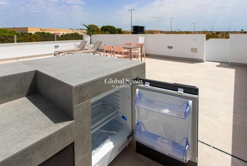 Nouvelle construction - MAISON -
SUCINA - Sucina