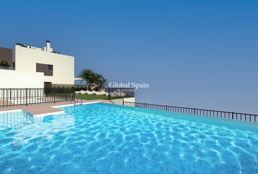 Nouvelle construction - MAISON -
VÉLEZ - MÁLAGA - Torre del Mar