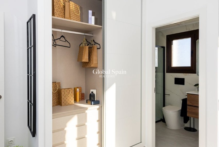 Nouvelle construction - MAISON -
VISTABELLA GOLF 