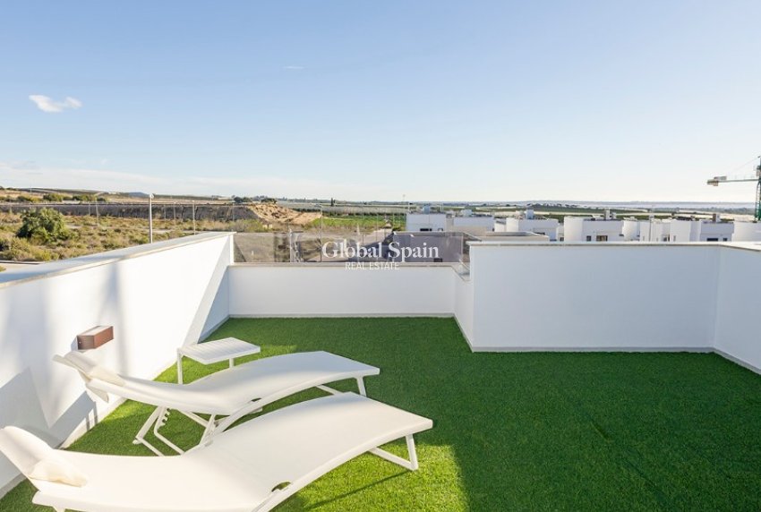 Nouvelle construction - MAISON -
VISTABELLA GOLF 