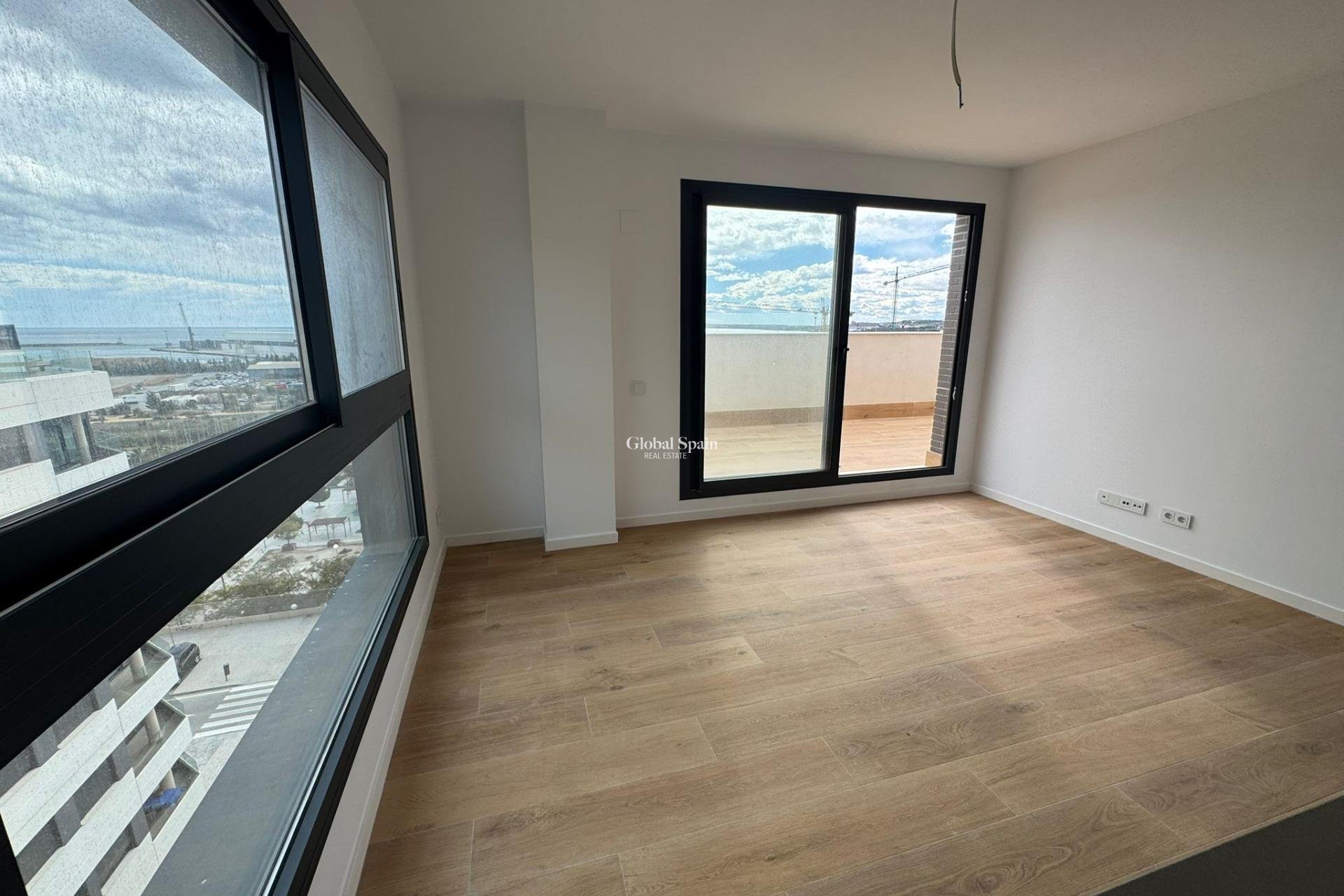 Nouvelle construction - PENTHOUSE -
ALICANTE - BENALÚA