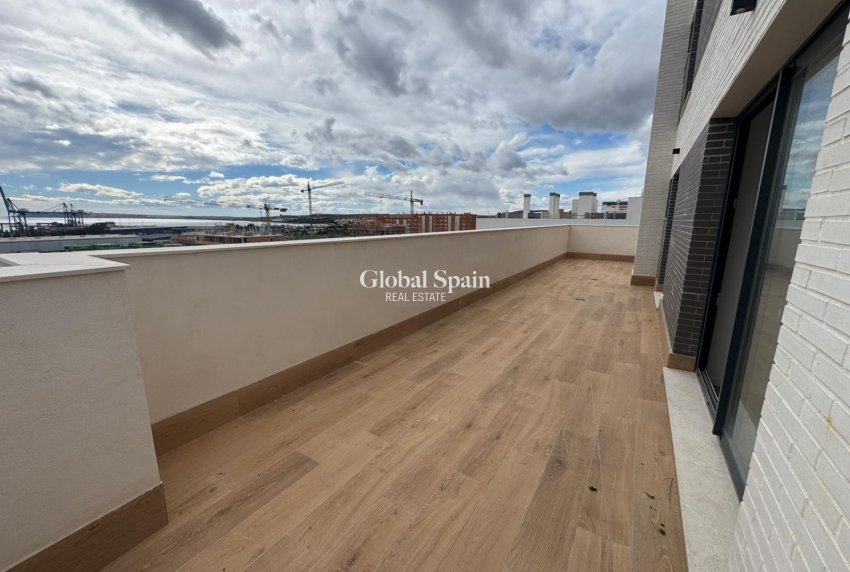 Nouvelle construction - PENTHOUSE -
ALICANTE - BENALÚA