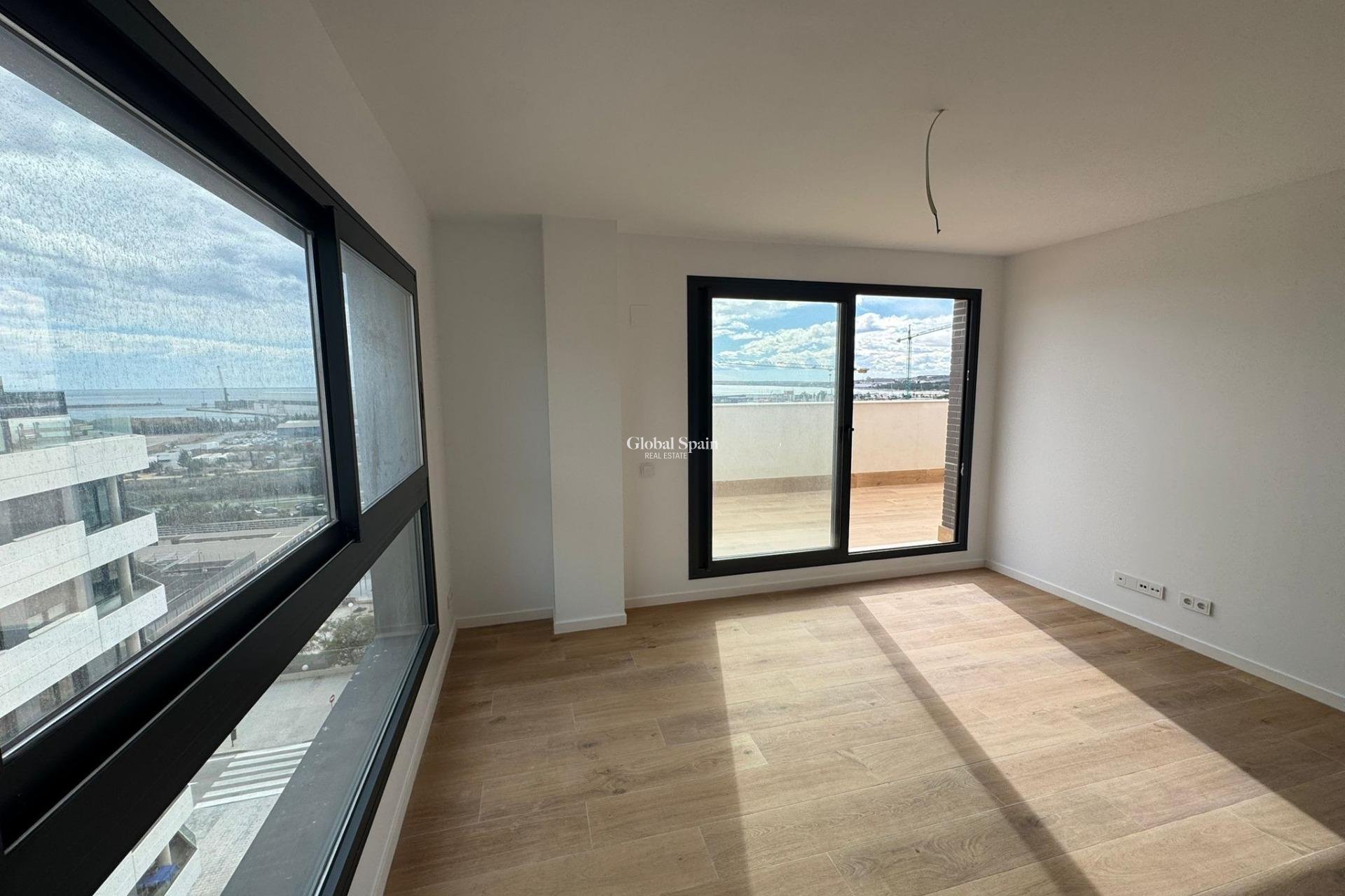 Nouvelle construction - PENTHOUSE -
ALICANTE - BENALÚA