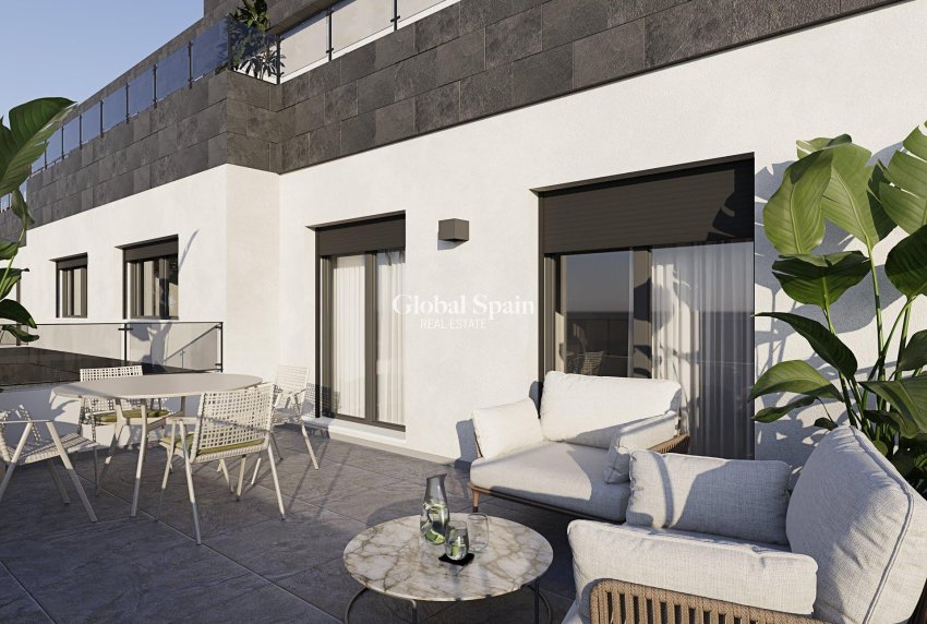 Nouvelle construction - PENTHOUSE -
CASARES - Doña Julia Golf