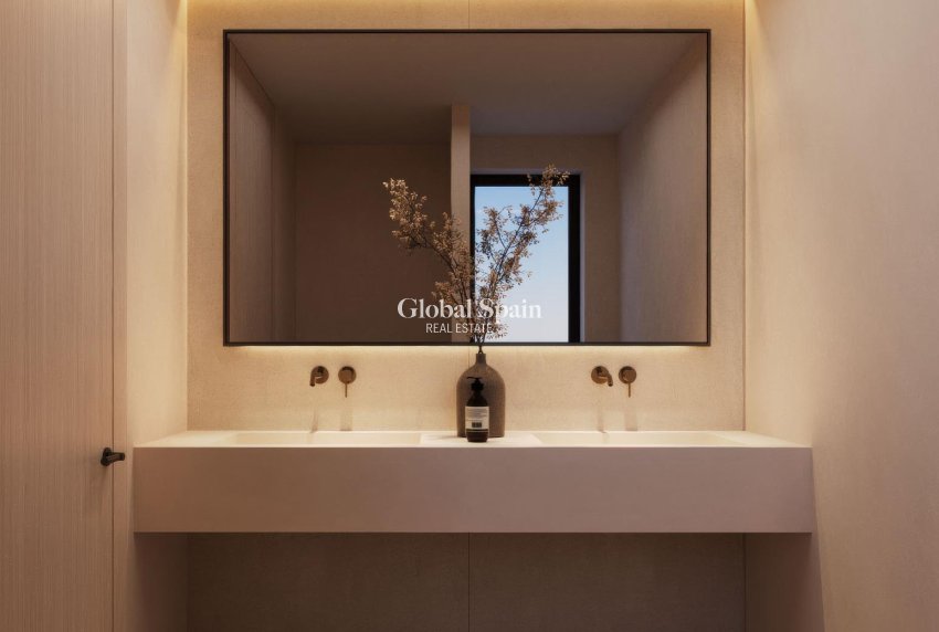 Nouvelle construction - PENTHOUSE -
ESTEPONA - El Paraiso Golf Club