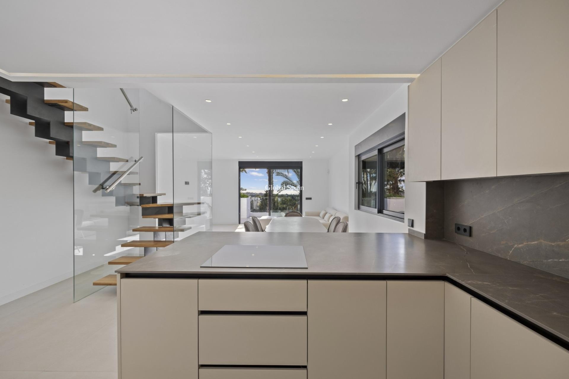 Nouvelle construction - PENTHOUSE -
ESTEPONA - El Paraíso