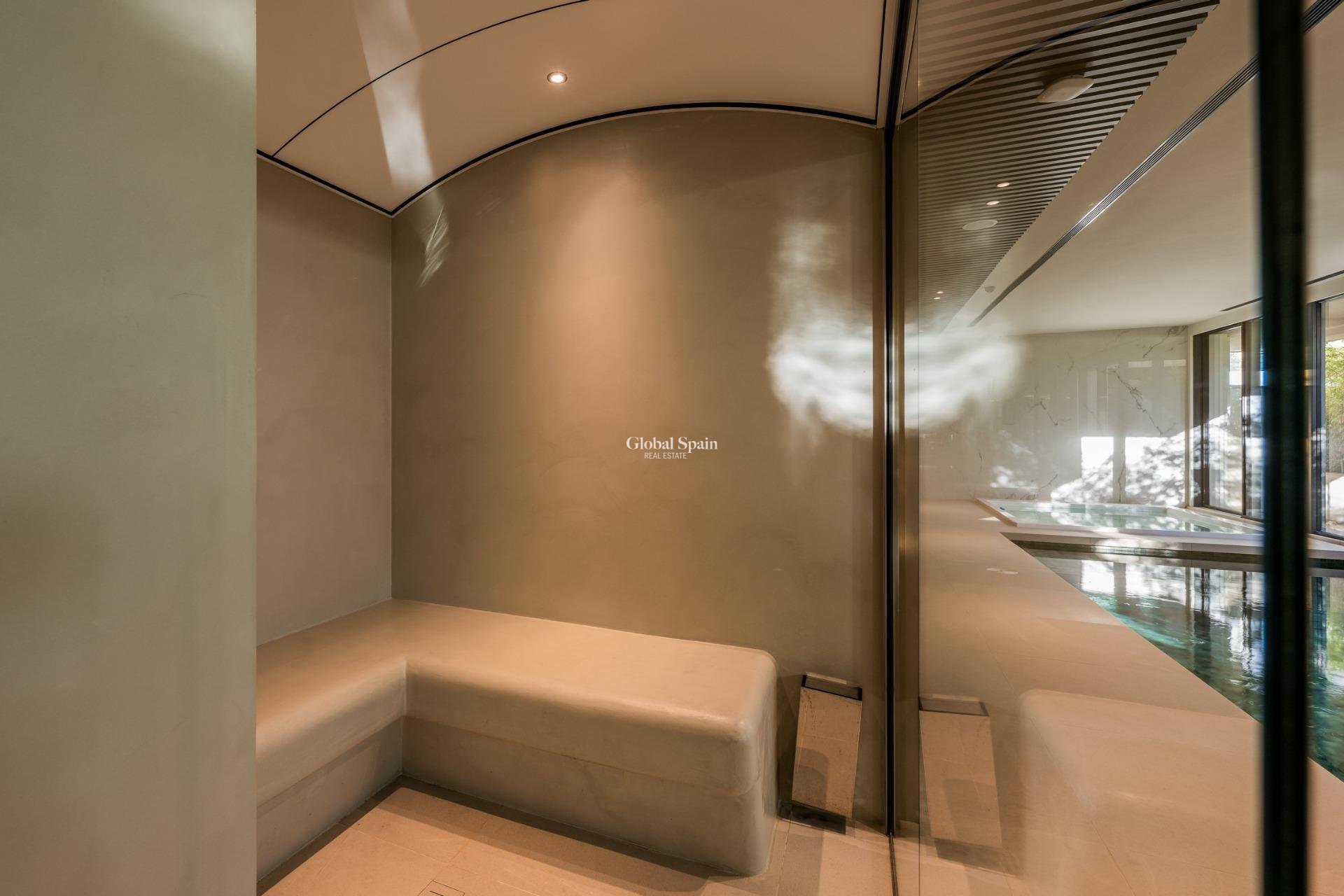 Nouvelle construction - PENTHOUSE -
ESTEPONA - Playa del Cristo