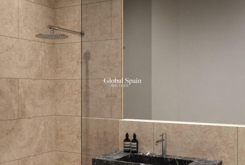 Nouvelle construction - PENTHOUSE -
ESTEPONA - Playa del Padrón