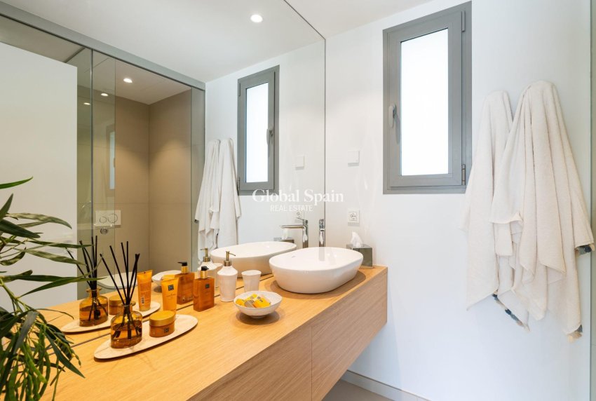 Nouvelle construction - PENTHOUSE -
FUENGIROLA - Urb. Buenavista
