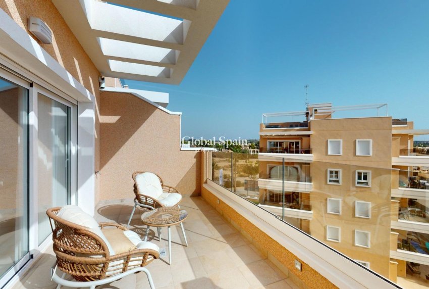 Nouvelle construction - PENTHOUSE -
GUARDAMAR DEL SEGURA - EL RASO