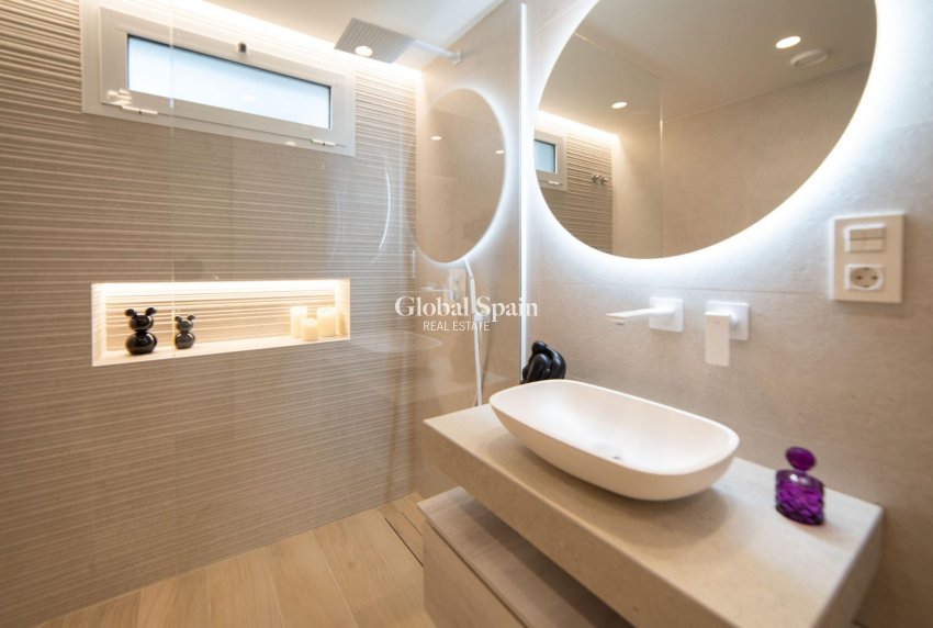 Nouvelle construction - Penthouse -
GUARDAMAR DEL SEGURA - EL RASO