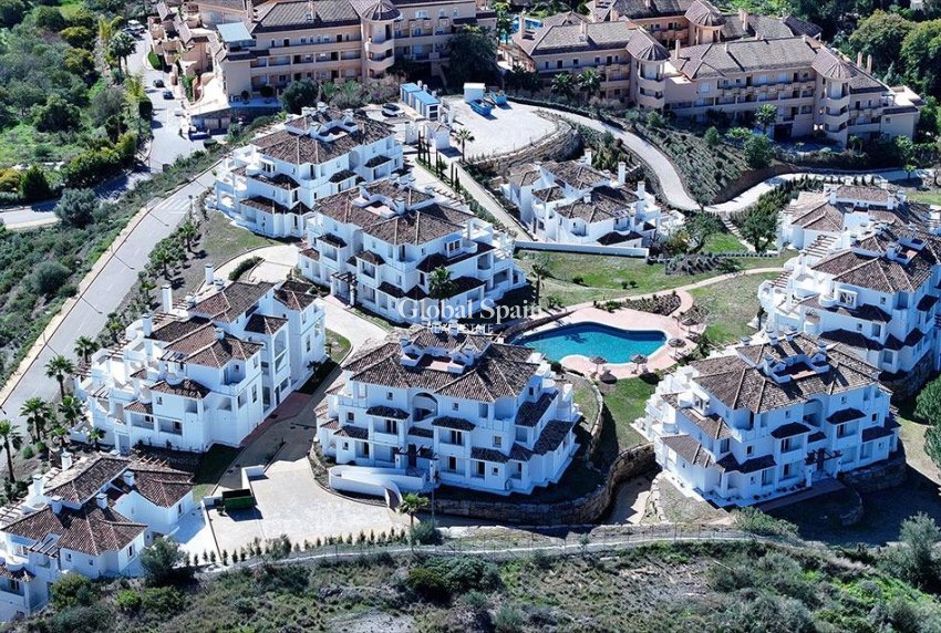 Nouvelle construction - PENTHOUSE -
MARBELLA - Nueva Andalucia