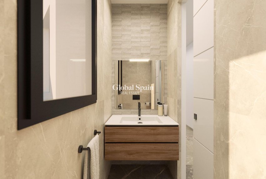 Nouvelle construction - PENTHOUSE -
TORREVIEJA - Playa de El Cura