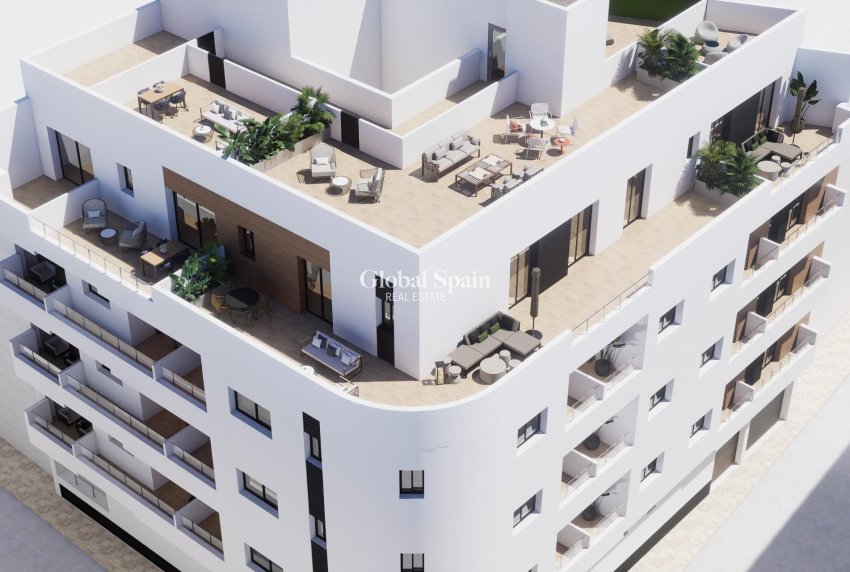 Nouvelle construction - PENTHOUSE -
TORREVIEJA - pueblo