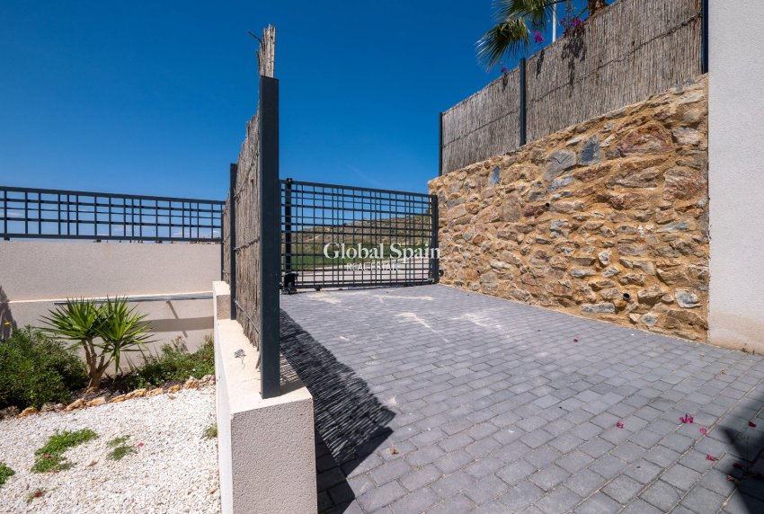 Nouvelle construction - VILLA -
ALGORFA - LA FINCA GOLF / ALGORFA