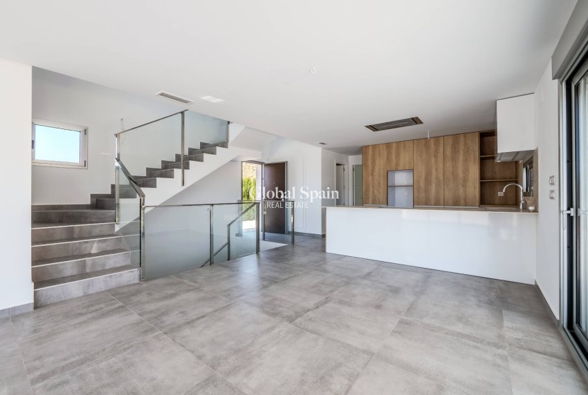 Nouvelle construction - VILLA -
ALGORFA - LA FINCA GOLF / ALGORFA