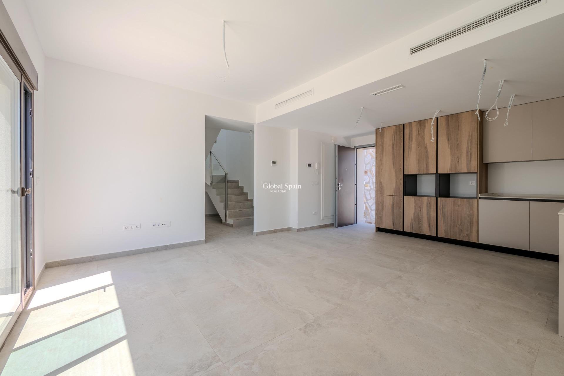 Nouvelle construction - VILLA -
ALGORFA - LA FINCA GOLF / ALGORFA