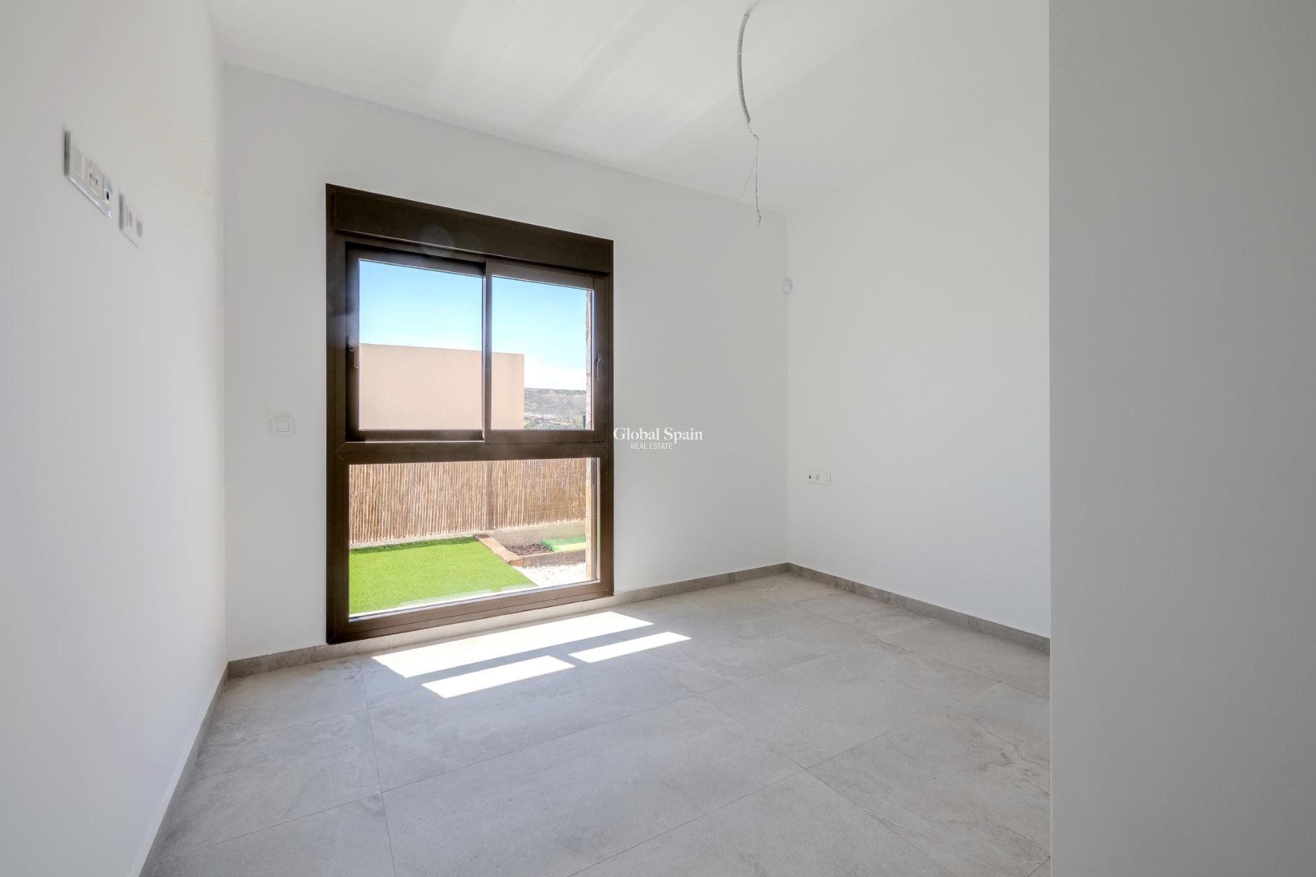 Nouvelle construction - VILLA -
ALGORFA - LA FINCA GOLF / ALGORFA