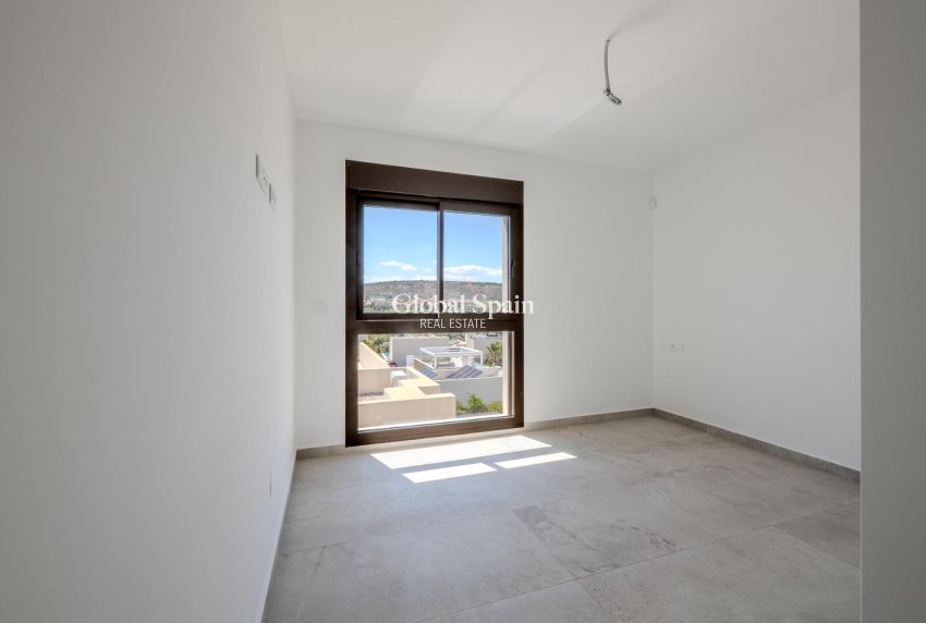 Nouvelle construction - VILLA -
ALGORFA - LA FINCA GOLF / ALGORFA