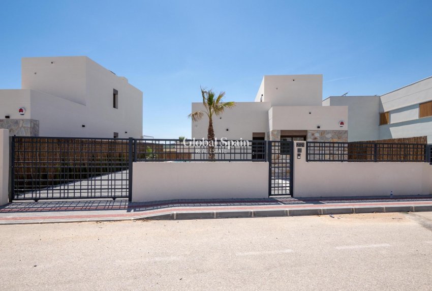 Nouvelle construction - VILLA -
ALGORFA - LA FINCA GOLF / ALGORFA