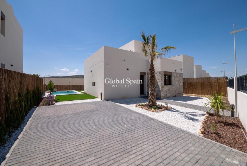Nouvelle construction - VILLA -
ALGORFA - LA FINCA GOLF / ALGORFA