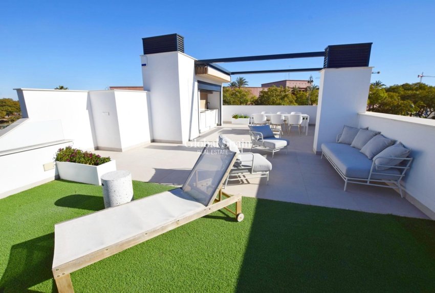 Nouvelle construction - VILLA -
ALHAMA DE MURCIA