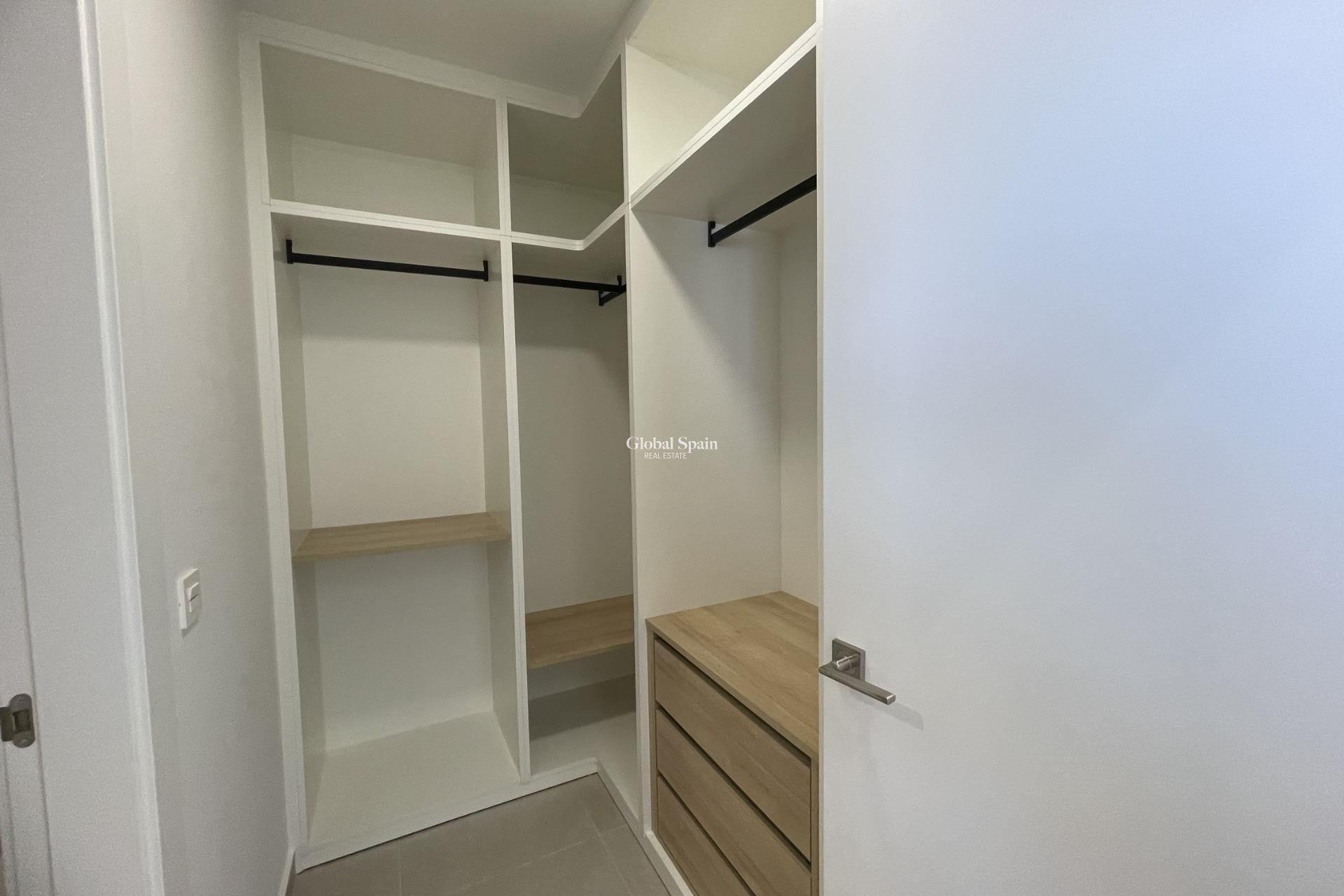 Nouvelle construction - VILLA -
ALMORADÍ - Heredades