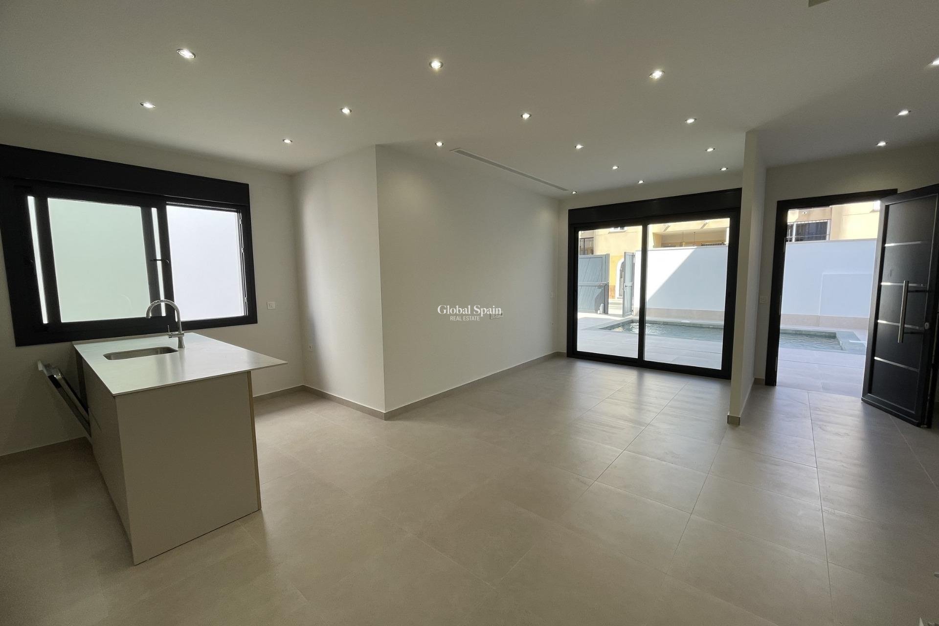 Nouvelle construction - VILLA -
ALMORADÍ - Heredades
